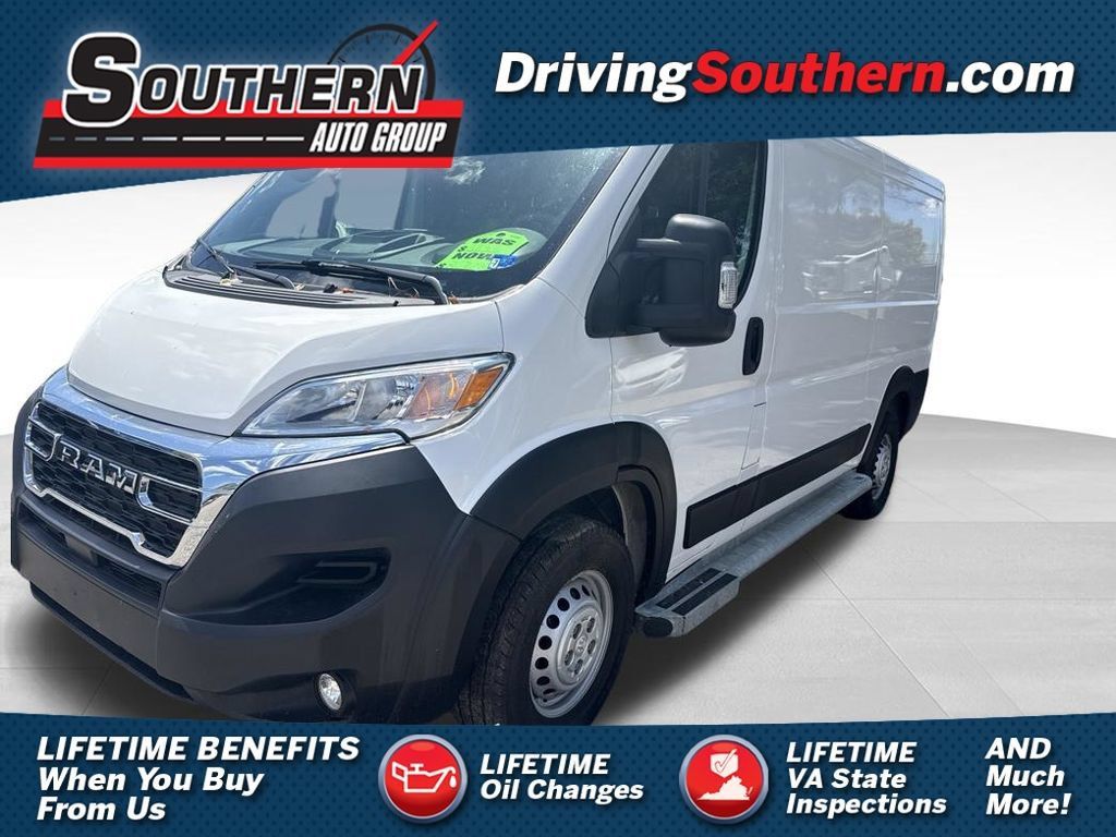 Used 2025 RAM ProMaster 2500 w/ U-Haul Equipment Group FWD 360° Tour