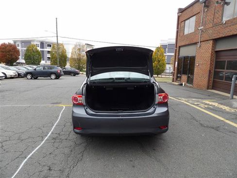 Used 2011 Toyota Corolla LE image 9