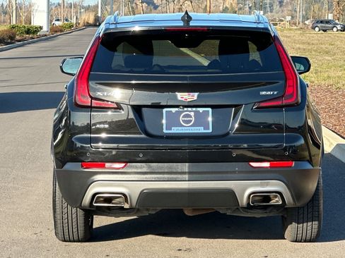 Used 2023 Cadillac XT4 Premium Luxury image 4