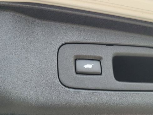 Used 2016 Honda CR-V Touring image 27