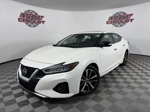Used 2022 Nissan Maxima SV w/ Floor Mat Group FWD image 1