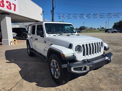 Used 2022 Jeep Wrangler Unlimited Sahara w/ LED Lighting Group image 9