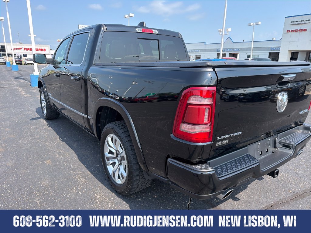 Used 2022 RAM 1500 Limited w/ Body Color Bumper Group AWD/4WD image 3