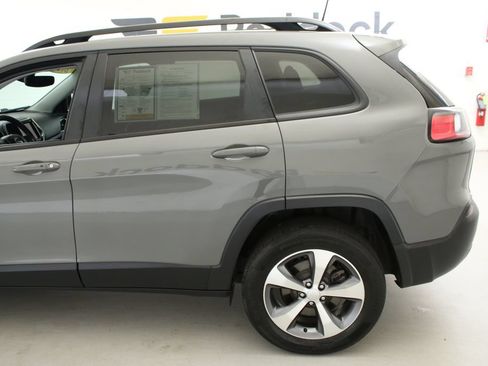 Used 2022 Jeep Cherokee Limited AWD/4WD image 7