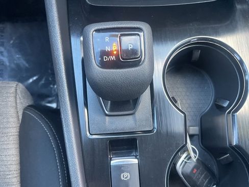 Certified 2023 Nissan Rogue SV image 16