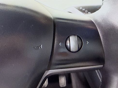 Used 2023 Tesla Model Y Long Range image 15