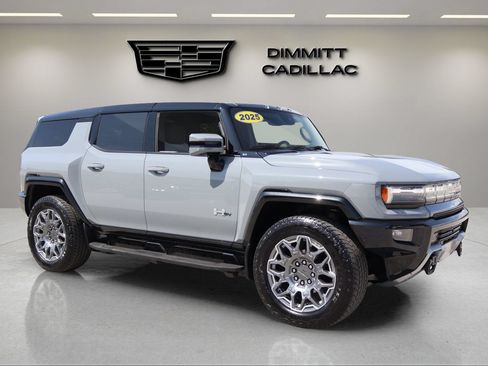 Used 2025 GMC Hummer EV 3X AWD/4WD image 3