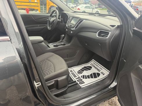 Used 2018 Chevrolet Equinox LT FWD image 21