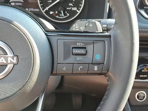 Used 2023 Nissan Rogue SV w/ SV Premium B Package image 23