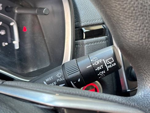 Used 2017 Honda CR-V EX image 37