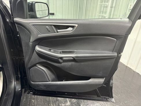 Used 2024 Ford Edge SEL AWD/4WD image 12