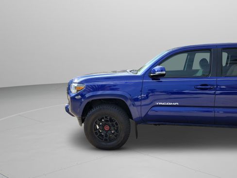 Used 2023 Toyota Tacoma SR5 w/ Technology Package AWD/4WD image 33