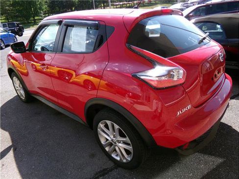 Used 2016 Nissan Juke S image 11