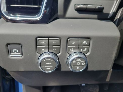 New 2026 GMC Sierra 1500 Denali w/ Denali Reserve Package AWD/4WD image 21