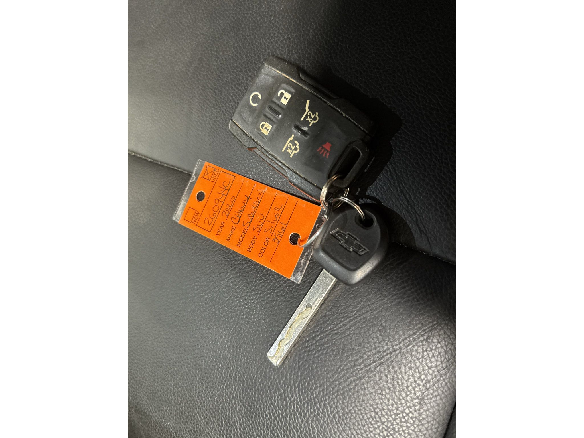 Used 2020 Chevrolet Suburban LT AWD/4WD image 41