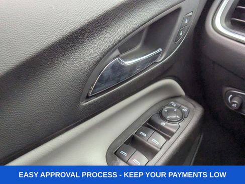 Used 2021 Chevrolet Equinox LS image 30