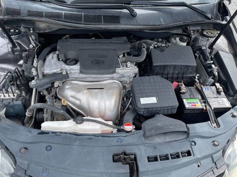 Used 2016 Toyota Camry SE image 13