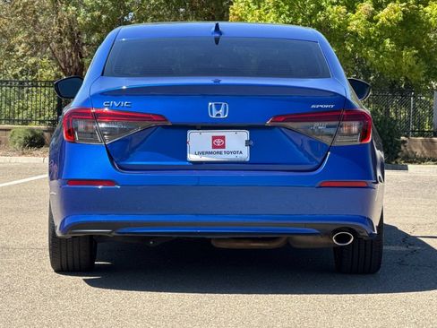 Used 2022 Honda Civic Sport image 5