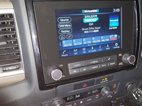 Certified 2022 Nissan Frontier SV image 32