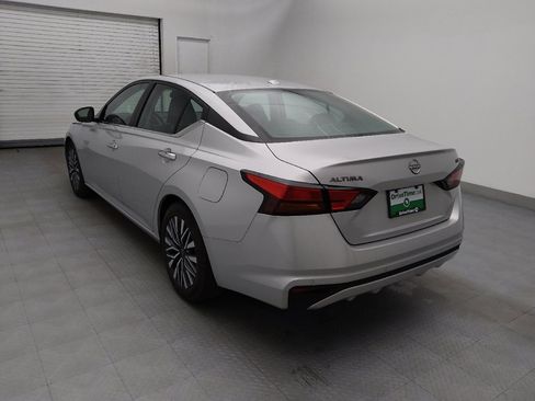 Used 2024 Nissan Altima 2.5 SV image 5
