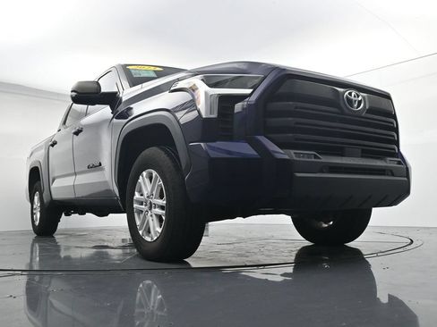 Used 2023 Toyota Tundra SR5 w/ SR5 Premium Package AWD/4WD image 28