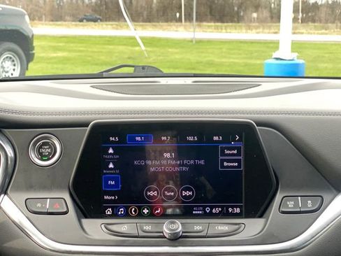 Used 2021 Chevrolet Blazer LT image 19