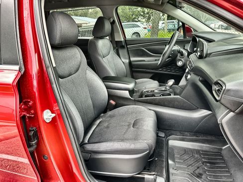 Used 2019 Hyundai Santa Fe SE AWD/4WD image 9