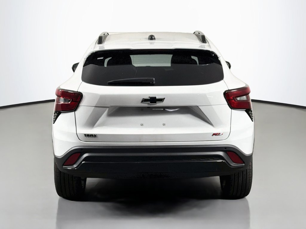 New 2026 Chevrolet Trax RS w/ Driver Confidence Package FWD image 6
