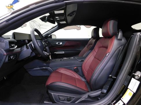 Used 2026 Ford Mustang GT Premium RWD image 41