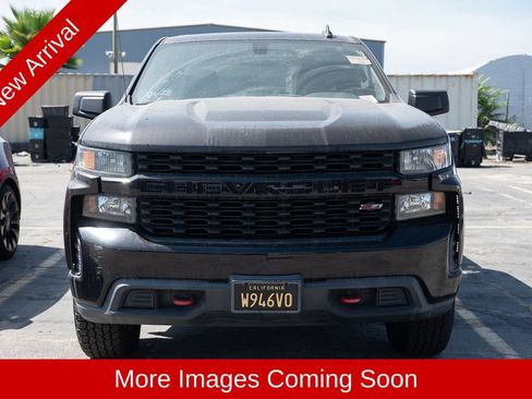 Used 2020 Chevrolet Silverado 1500 Custom Trail Boss w/ Custom Convenience Package AWD/4WD image 2