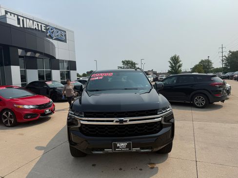 Used 2021 Chevrolet Tahoe 4WD image 3