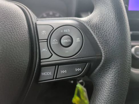 Used 2025 Toyota Corolla LE FWD image 20
