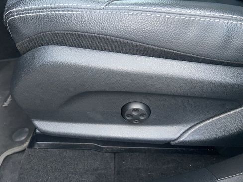 Used 2021 Mercedes-Benz GLC 300 image 21