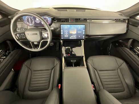 Used 2025 Land Rover Range Rover Sport SV Edition Two image 13