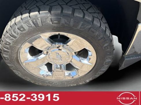Used 2018 Chevrolet Silverado 1500 LTZ w/ LTZ Plus Package AWD/4WD image 12