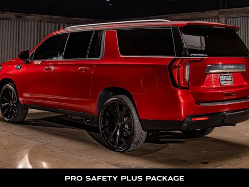 Used 2022 GMC Yukon XL SLE w/ Gmc Pro Safety Plus Package image 6