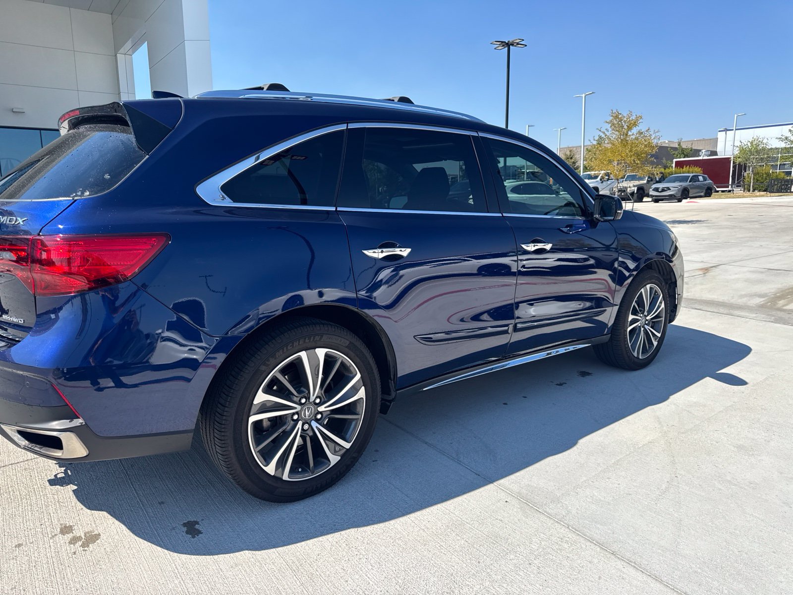 Used 2020 Acura MDX w/ Technology Package AWD/4WD image 7