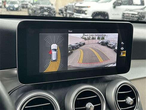 Used 2022 Mercedes-Benz GLC 300 4MATIC image 13