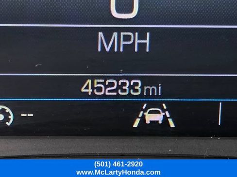 Used 2024 GMC Terrain SLE FWD image 30