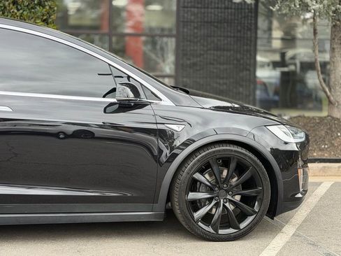 Used 2016 Tesla Model X Performance image 23