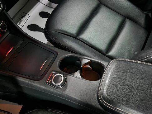 Used 2015 Mercedes-Benz GLA 250 GLA 250 4MATIC Sport Utility 4 image 33