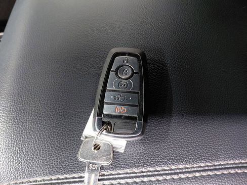 Certified 2023 Ford F150 XLT AWD/4WD image 6