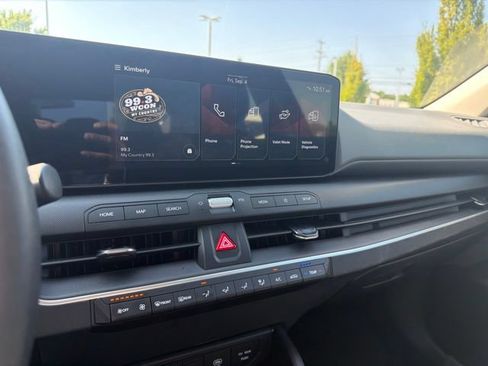 Used 2025 Kia K4 FWD image 16