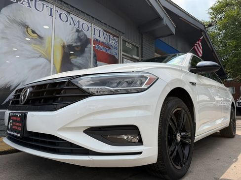 Used 2019 Volkswagen Jetta R-Line FWD image 7