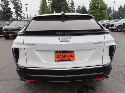 Used 2024 Cadillac Lyriq Tech AWD/4WD image 7