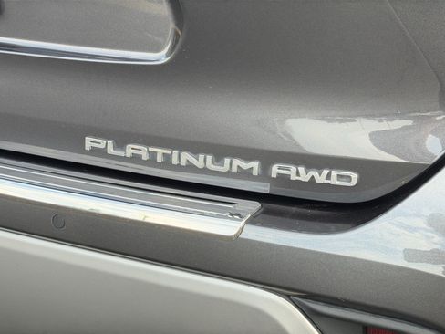 Used 2021 Toyota Highlander Platinum AWD/4WD image 23