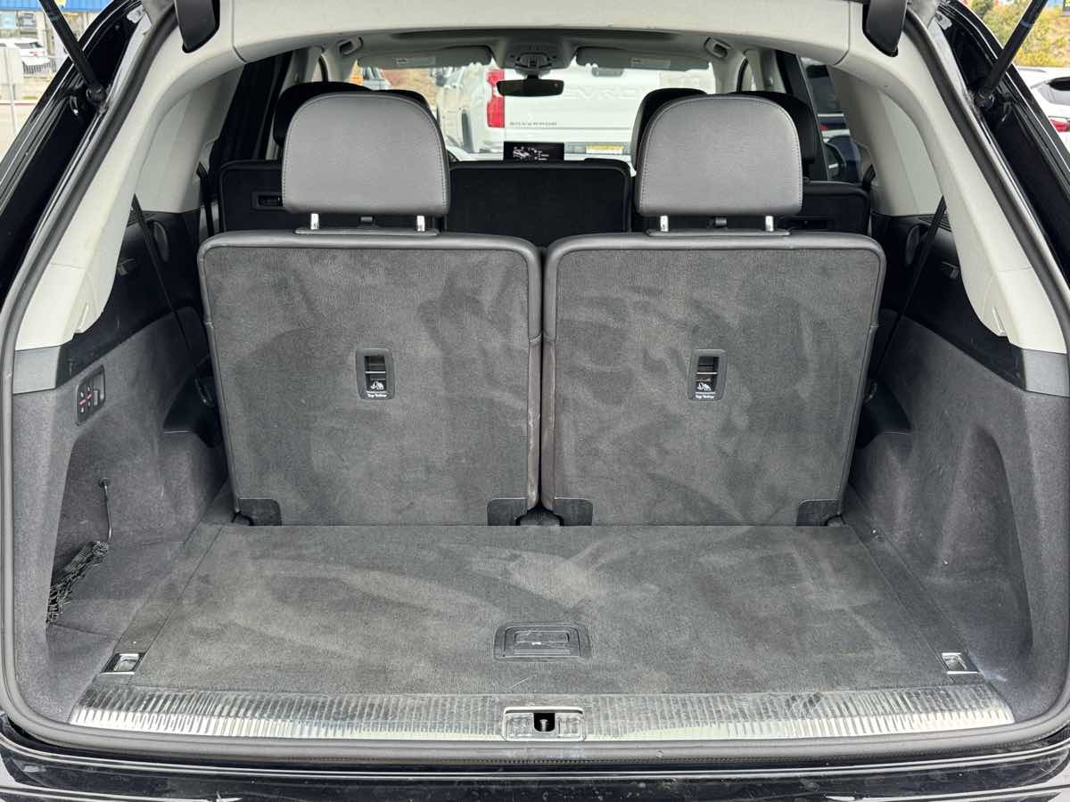 Used 2018 Audi Q7 3.0T Prestige w/ Prestige Package AWD/4WD image 13