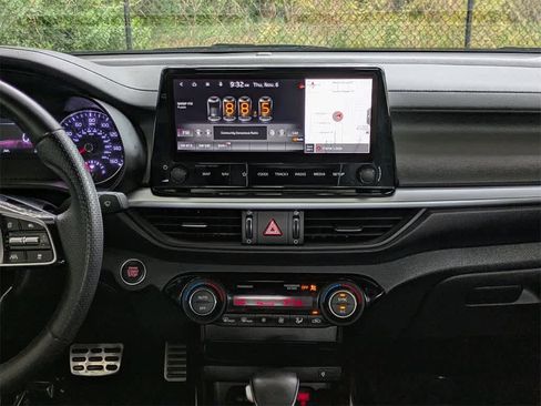 Used 2022 Kia Forte GT-Line w/ GT-Line Premium Package image 18