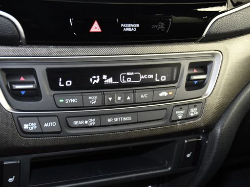 Certified 2023 Honda Passport TrailSport image 28