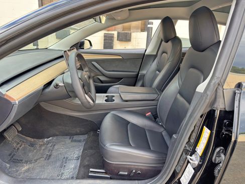 Used 2022 Tesla Model 3 RWD image 17